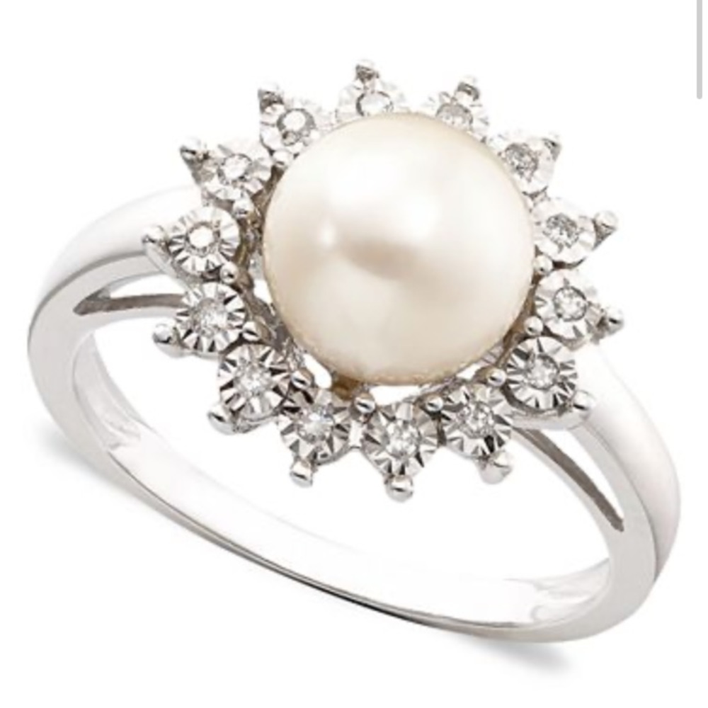 Pearl & Diamond Ring